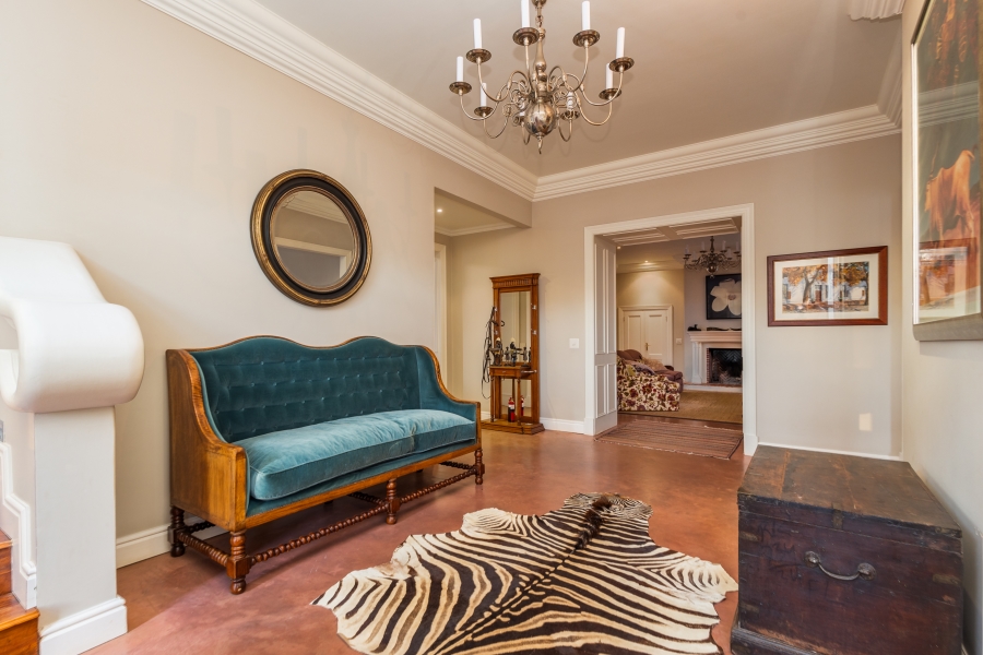 To Let 6 Bedroom Property for Rent in The Crags Western Cape